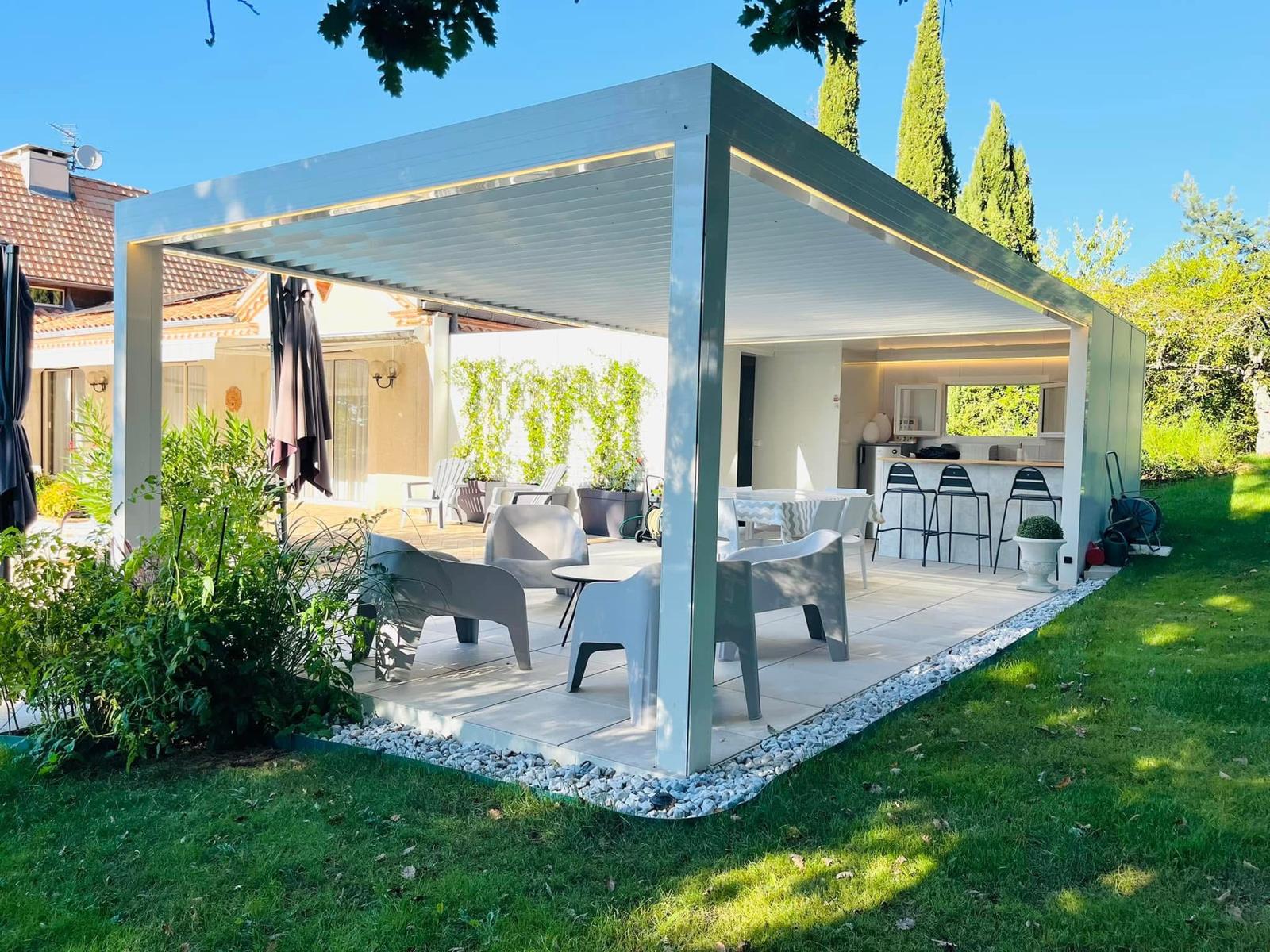 Pool house / terrasse d'été